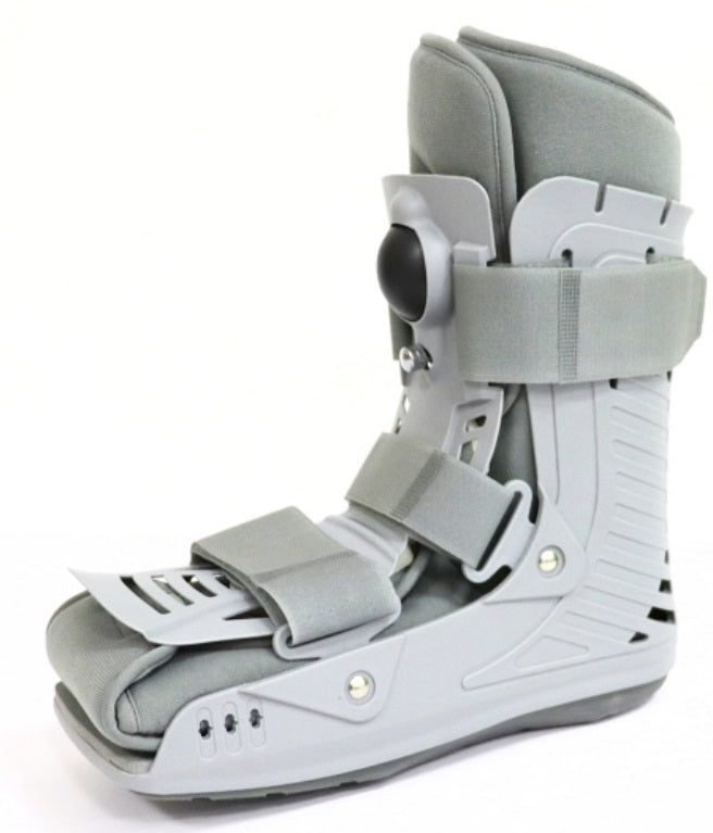 ORTÓTESE WALKER INSUFLÁVEL FIXA COM PALA (curta)